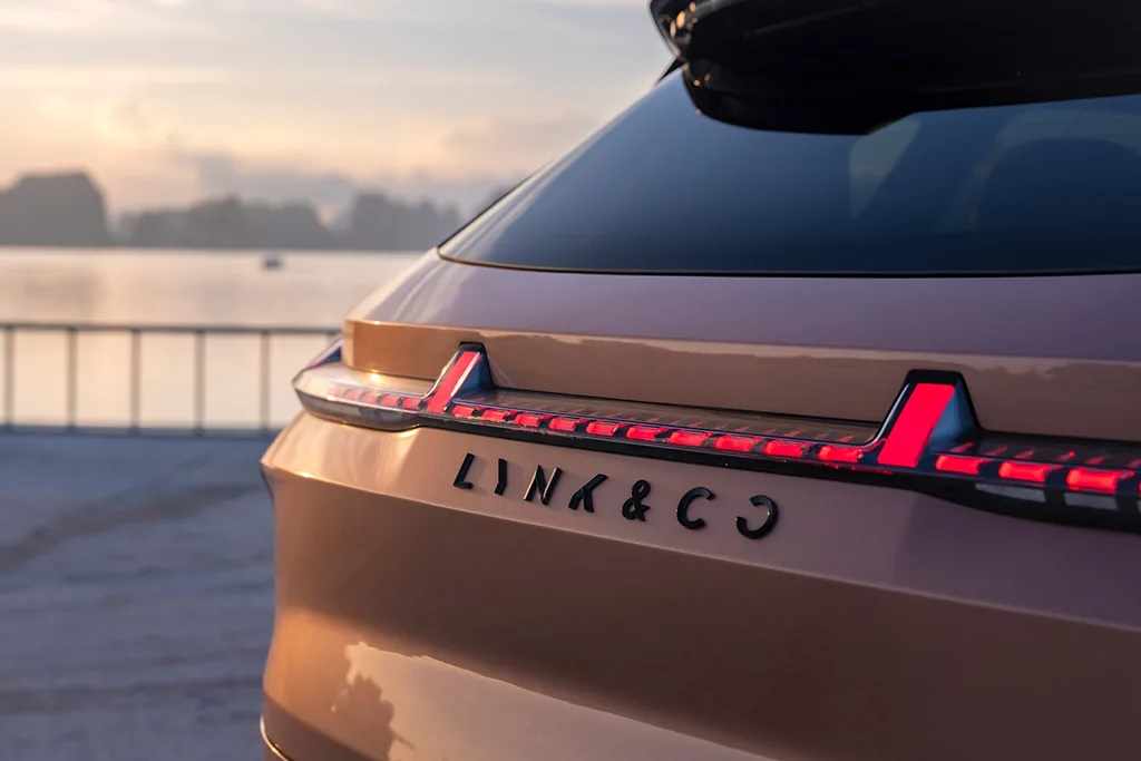 Lynk & Co 08