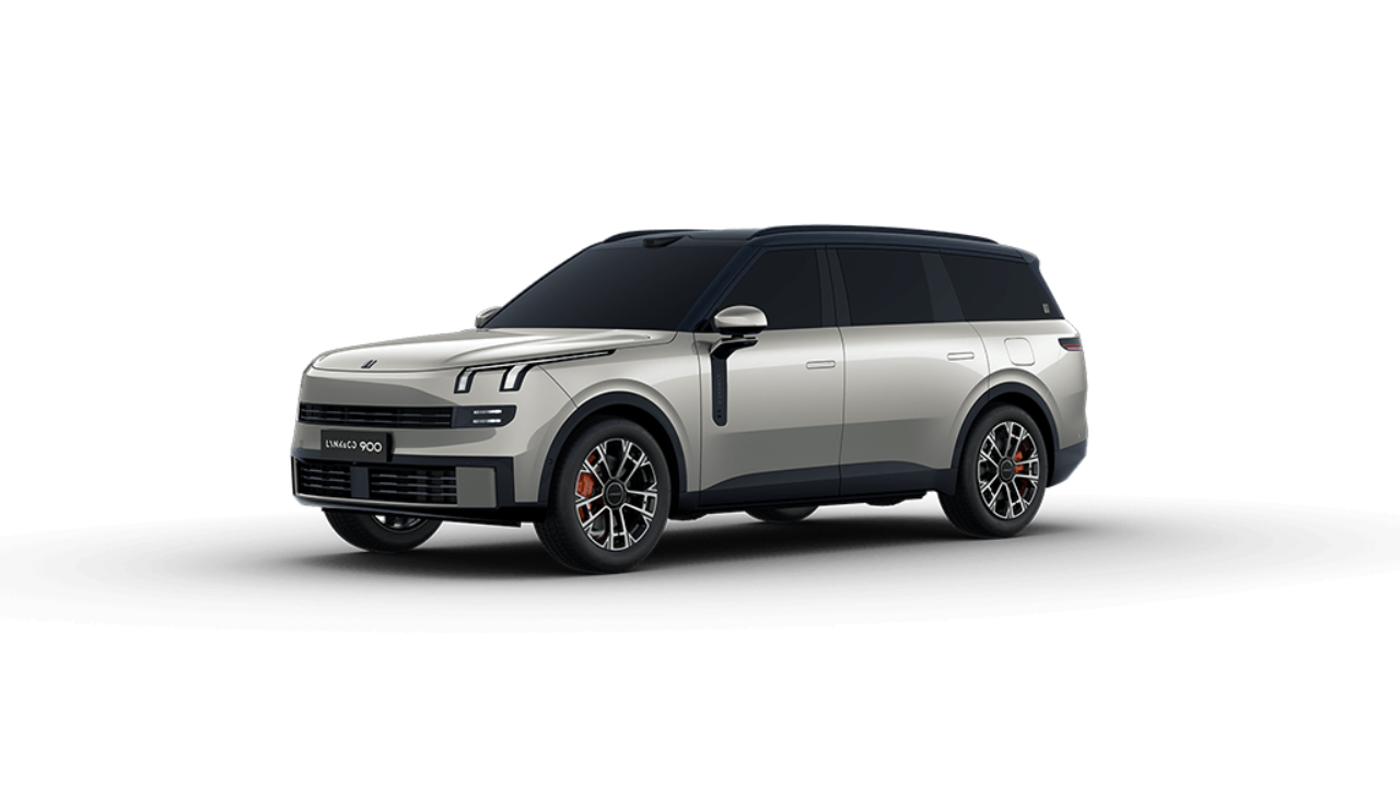 Lynk & Co 900