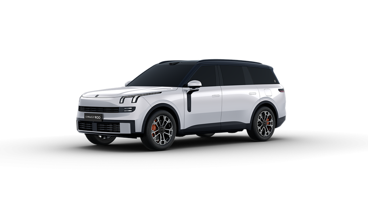 Lynk & Co 900