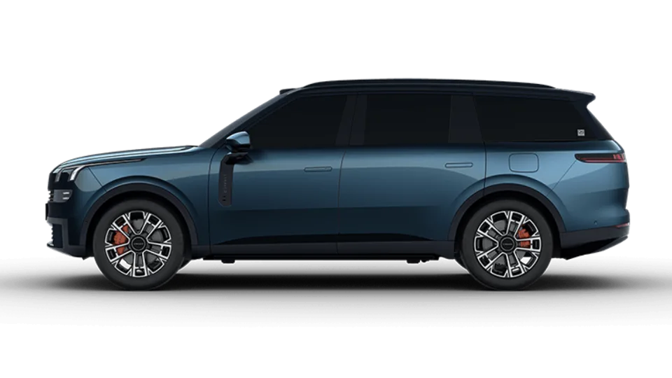 Lynk & Co 900